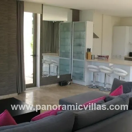 Geris Sleeps 6 Pool Air Con Wifi Giris